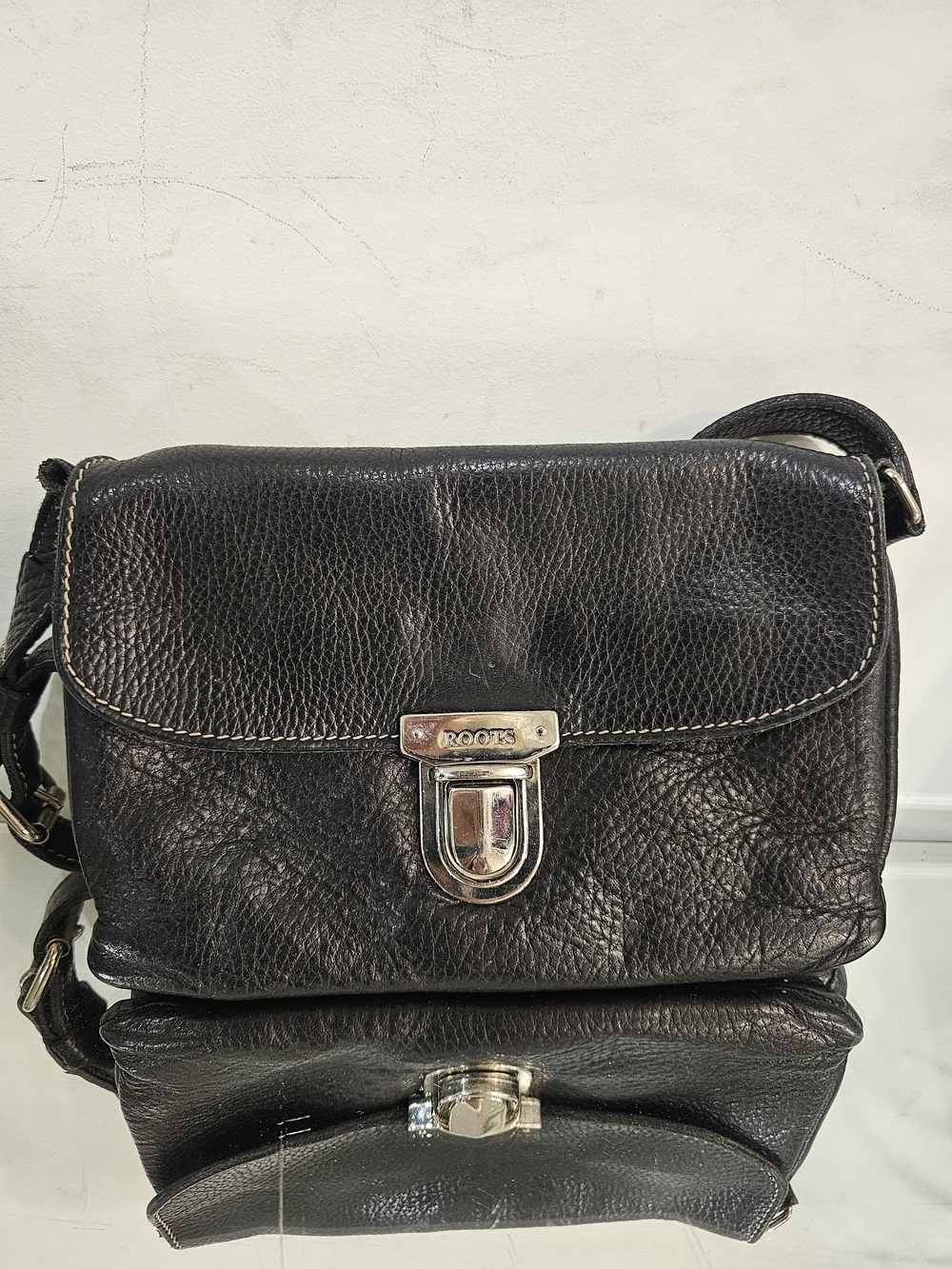 Roots Vintage Black Leather Crossbody Bag